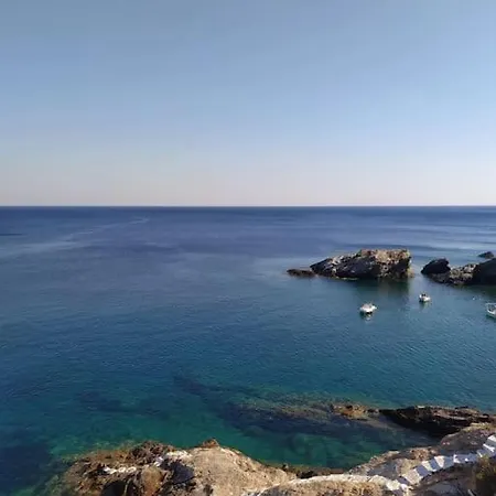 بيت للعطل Yiayia's Place *