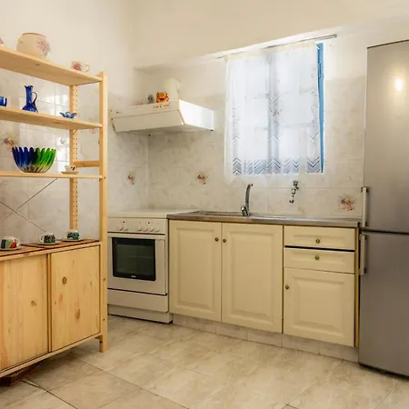 Yiayia's Place Folégandros