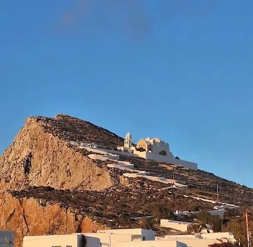 Yiayia's Place Folégandros