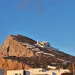 Yiayia's Place Folégandros