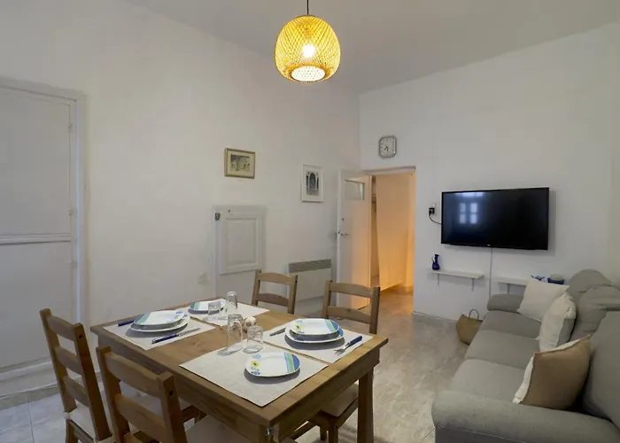 Yiayia's Place Folégandros